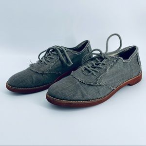 Banana Republic Men's Size 11 Gray Cloth Shoes Red Soles Canvas Lace Up
